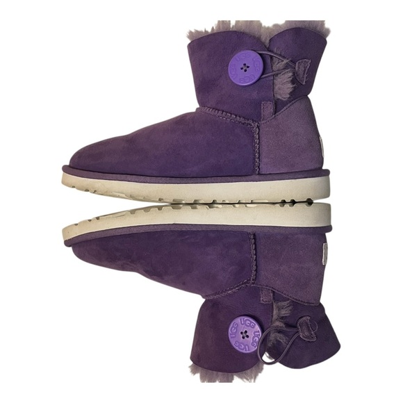 UGG Mini Bailey Button II in Purple Women Size 6 - Picture 1 of 11